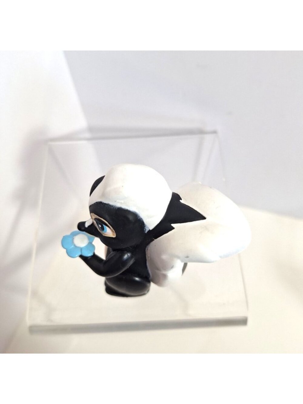 Disney Bambi Flower Skunk PVC Articulated Figure Cake Topper 2.5 Inch - Picture 6 of 10